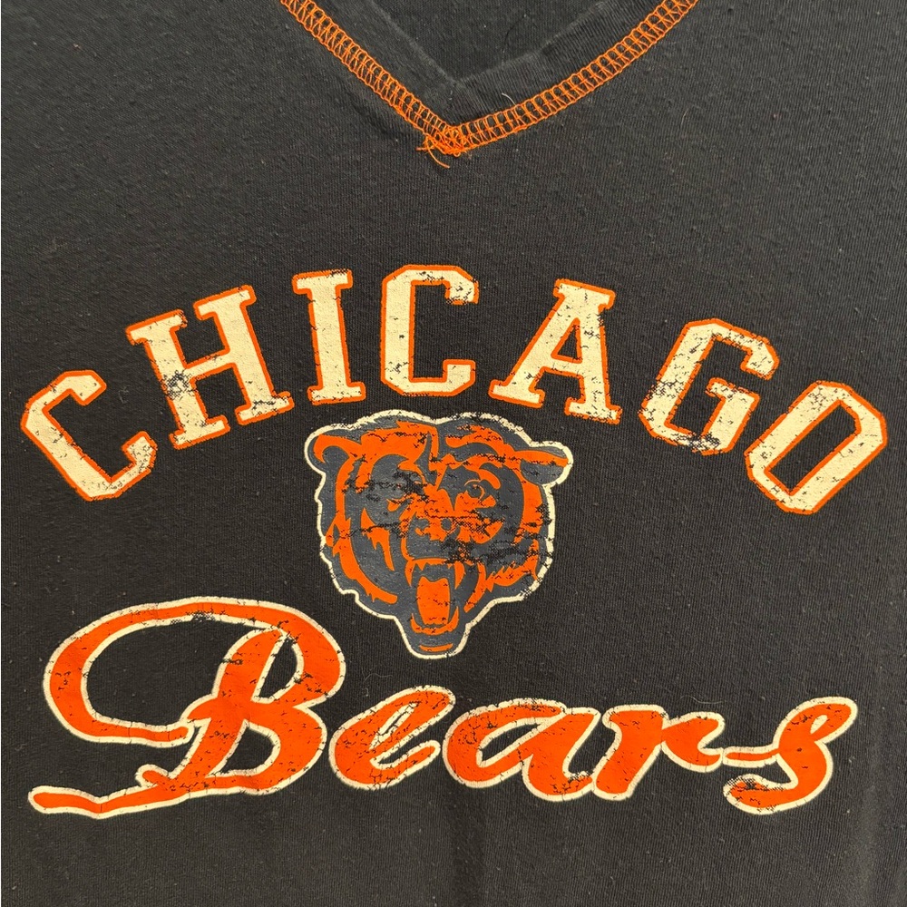 Chicago Bears Women's Navy Blue V-Neck Top - Picture 2 of 3